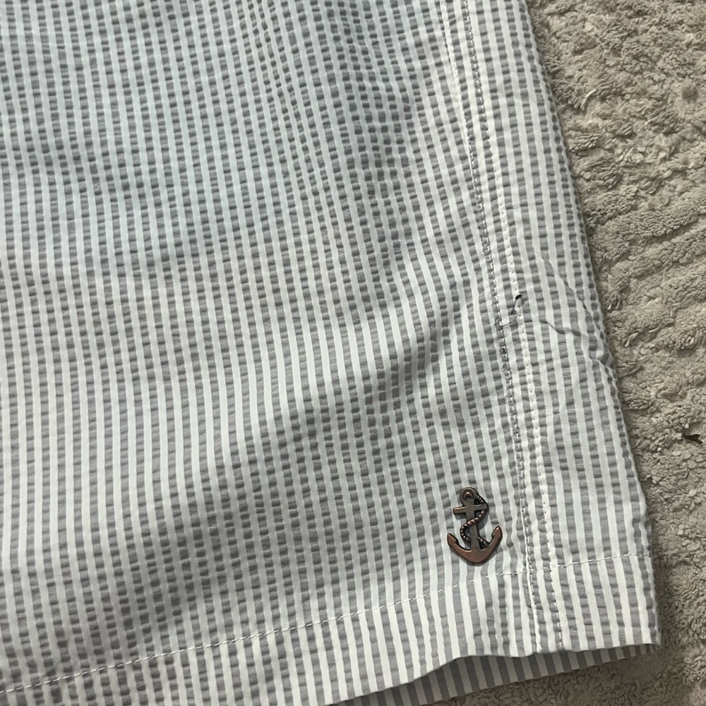 Retromarine Seersucker Swim Shorts - Picture 2 of 8
